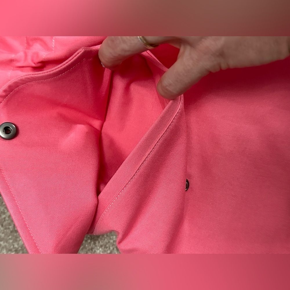 Alice & Olivia Pink Cargo Jacket - Sample Sale - NWOT - size Medium - Barbiecore - Picture 9 of 12